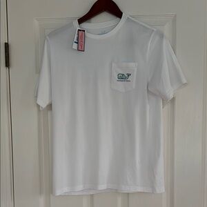 Vineyard Vines t-shirt
